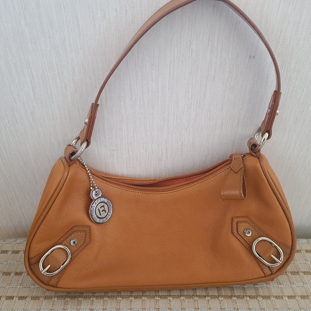 Kenneth Cole Leather Purse